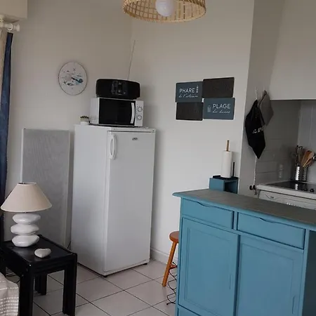 T2 Vue Les Pieds Dans L'eau Avec Parking Prive