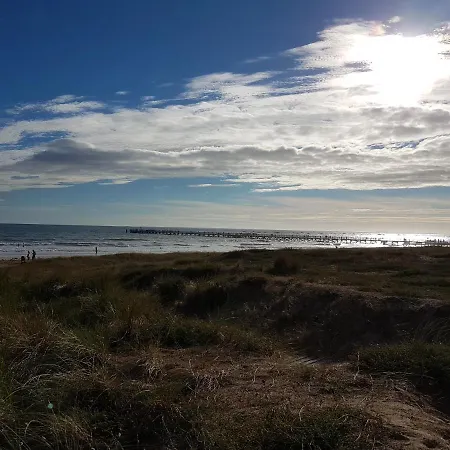 T2 Vue Les Pieds Dans L'eau Avec Parking Prive Apartment Saint-Jean-de-Monts