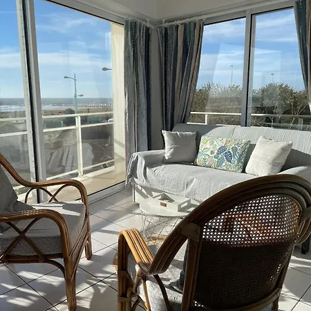 T2 Vue Les Pieds Dans L'eau Avec Parking Prive *